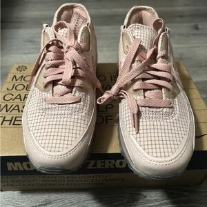 Women’s Nike Air Max Terrascape 90